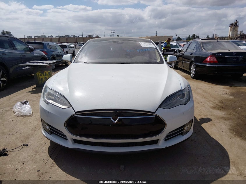 TESLA MODEL S 2015 VIN 5YJSA1S24FF093867
