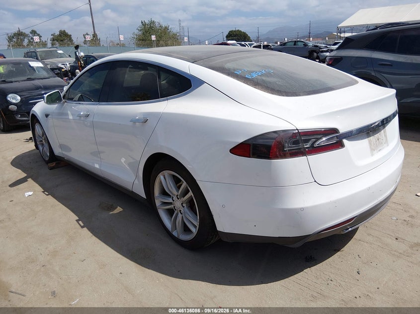 TESLA MODEL S 2015 VIN 5YJSA1S24FF093867