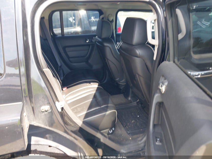 HUMMER H3 SUV 2006 VIN 5GTDN136768170397