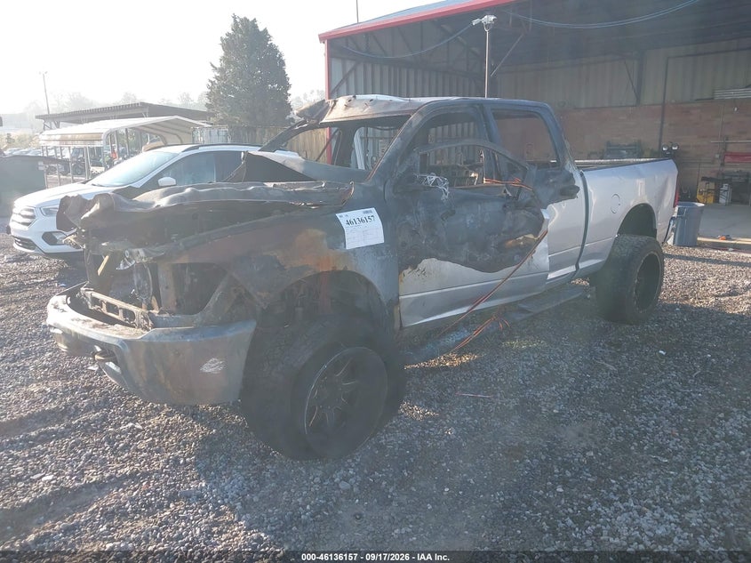 Vin: 3c6ur5cl7hg657998, lot: 46635891, ram 2500 tradesman  4x4 6'4 box 20172