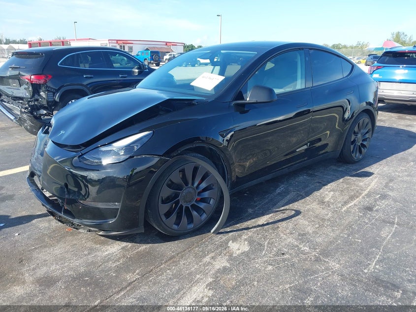 Vin: 7saygdef3sa373606, lot: 46635911, tesla model y performance dual motor all-wheel drive 20252