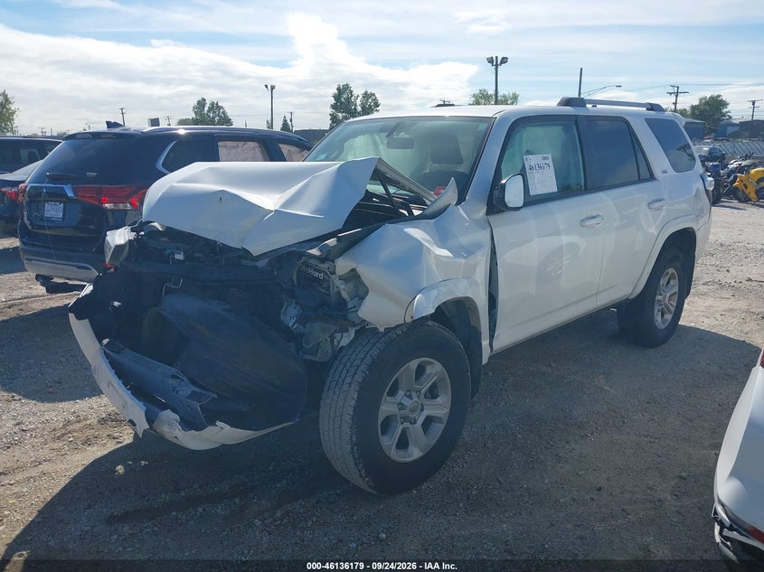 Vin: jtezu5jr7k5198177, lot: 46635913, toyota 4runner sr5 20192