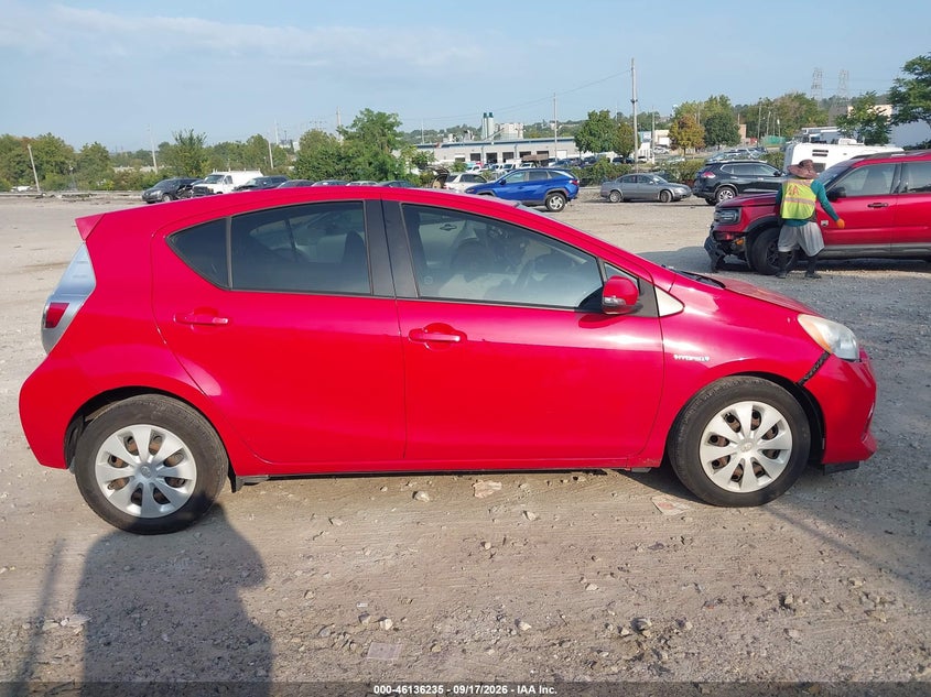 TOYOTA PRIUS C 2013 VIN JTDKDTB31D1540866