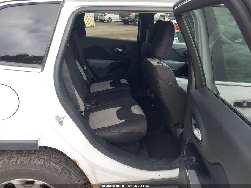 2014 JEEP CHEROKEE auction photo 8