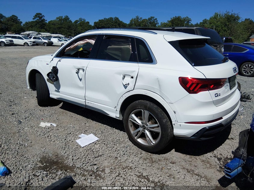 AUDI Q3 - zdjęcie 3