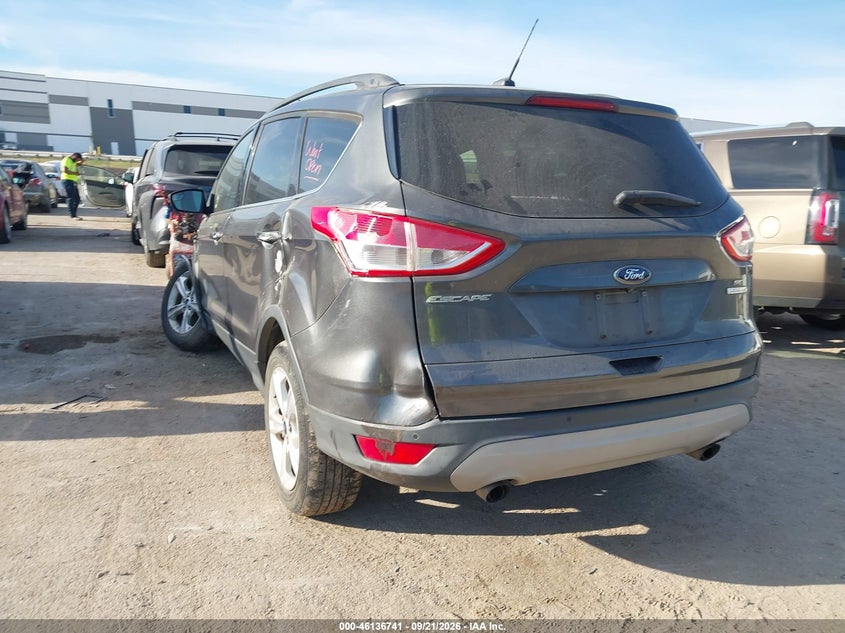 Vin: 1fmcu0gx8gua66444, lot: 46636475, ford escape 20163
