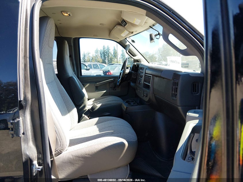 CHEVROLET EXPRESS 3500 2018 VIN 1GAZGPFG1J1299678
