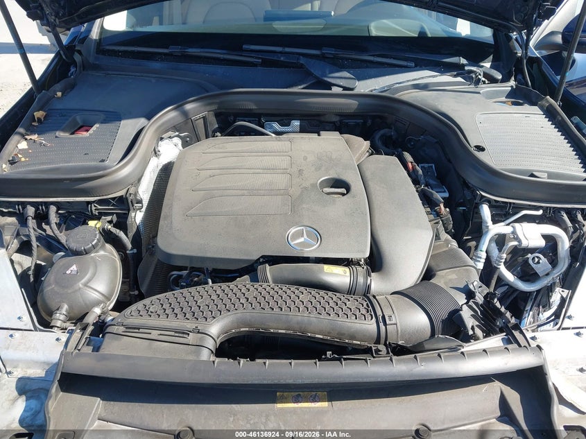 2022 MERCEDES-BENZ GLC 300 4MATIC SUV · Фото 10