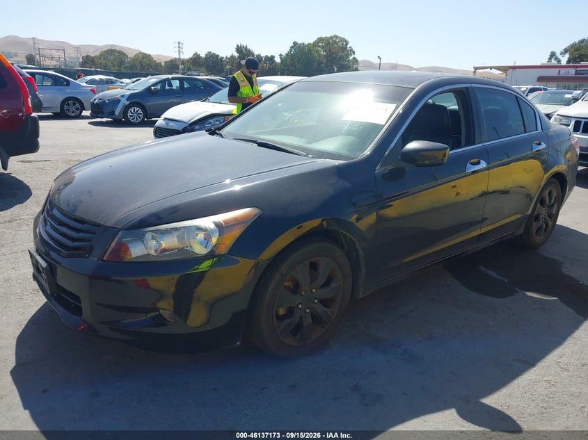 2008 Honda Accord, Normal Wear & Tear, IAAI, VIN 1HGCP36868A072092 — photo 2