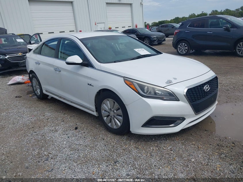 2016 HYUNDAI SONATA HYBRID SE