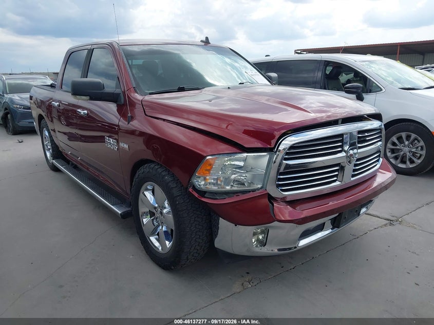 2016 RAM 1500 SLT