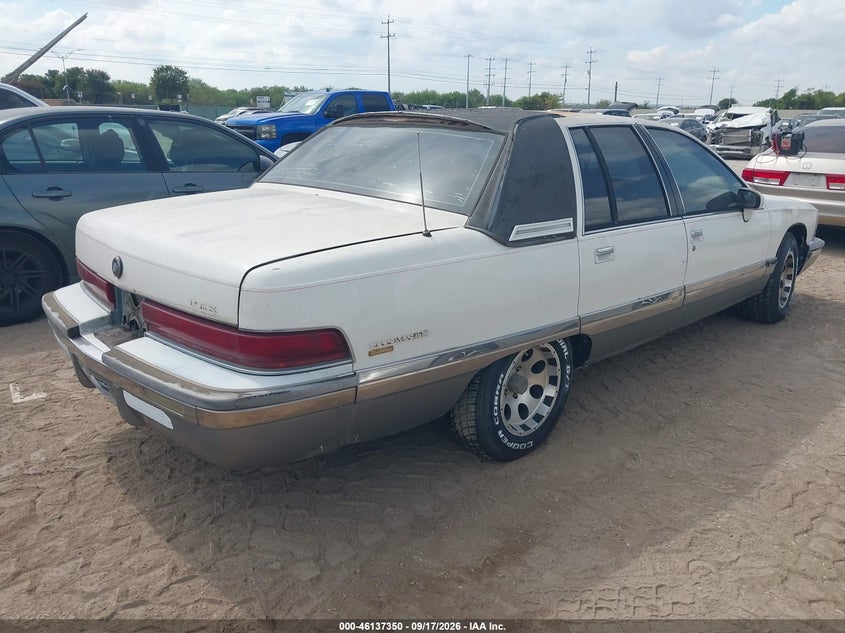BUICK ROADMASTER 1993 VIN 1G4BT537XPR410084