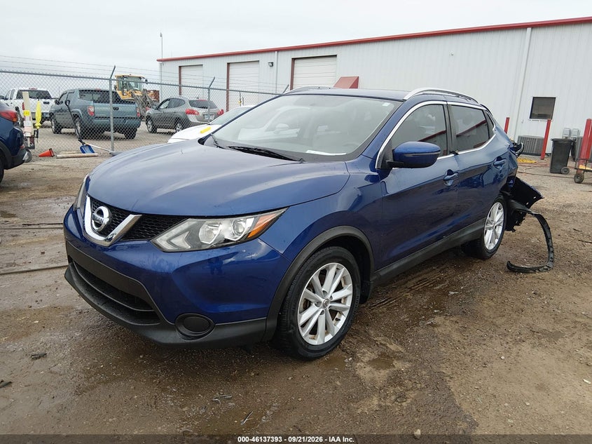 Vin: jn1bj1cr2hw104362, lot: 46637127, nissan rogue sport sv 20172