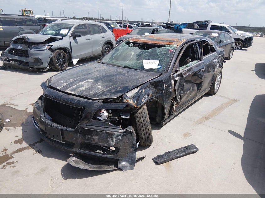 Vin: 2c3ccaag2eh212704, lot: 46637128, chrysler 300 20142