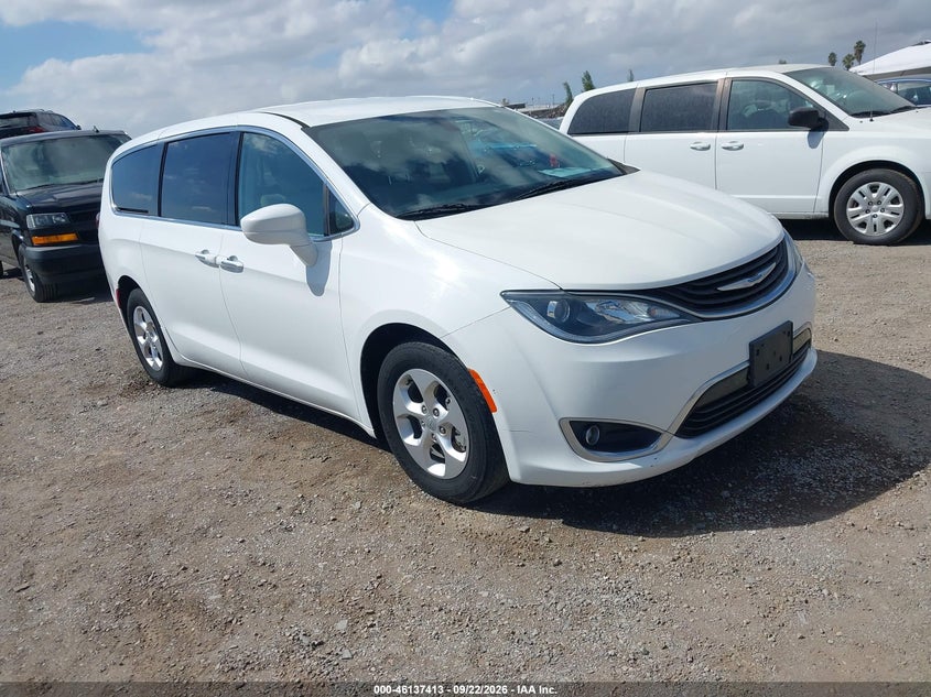 Vin: 2c4rc1h7xjr332959, lot: 46637147, chrysler pacifica hybrid touring plus 2018 img_1