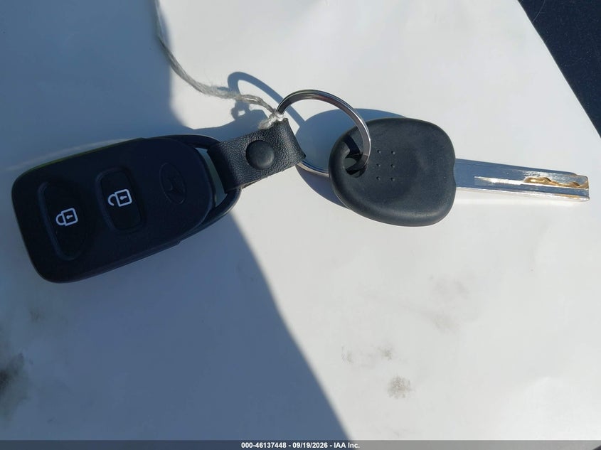 HYUNDAI ACCENT 2016 VIN KMHCT5AE4GU252666
