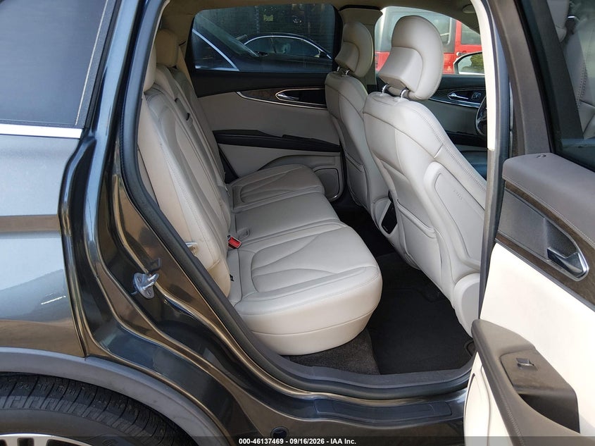 LINCOLN MKX 2017 VIN 2LMPJ8LR6HBL39702