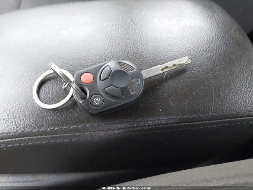 2012 FORD FOCUS SEL · Фото 11