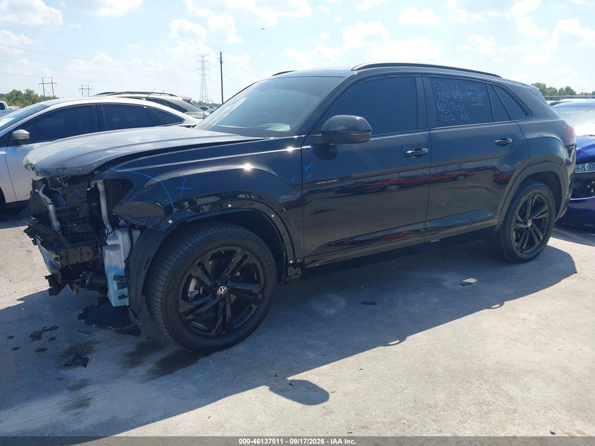 Vin: 1v2ae2ca8sc214515, lot: 46637245, volkswagen atlas cross sport 2.0t sel r-line black 20252