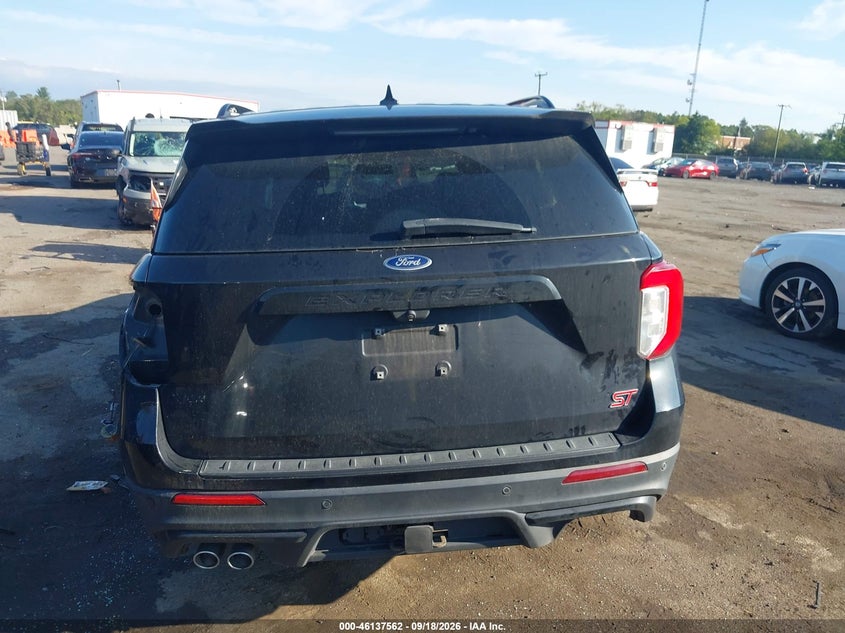 2020 FORD EXPLORER ST · Photo 15