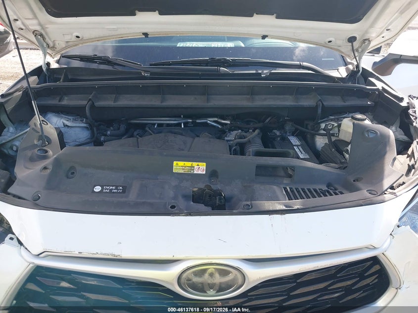 TOYOTA HIGHLANDER - zdjęcie 10