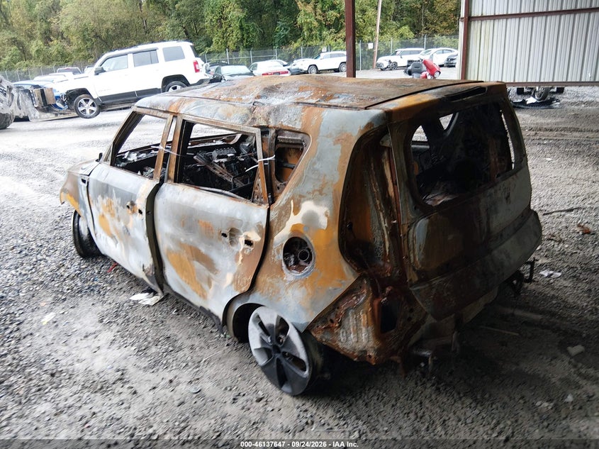 Vin: kndjn2a29f7227740, lot: 46637381, kia soul 20153