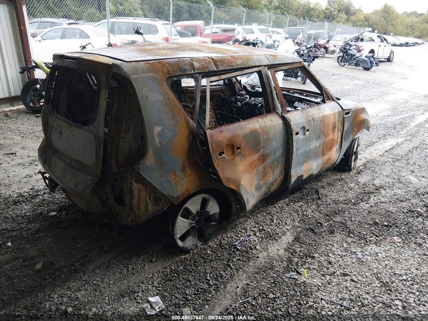 Vin: kndjn2a29f7227740, lot: 46637381, kia soul 20154