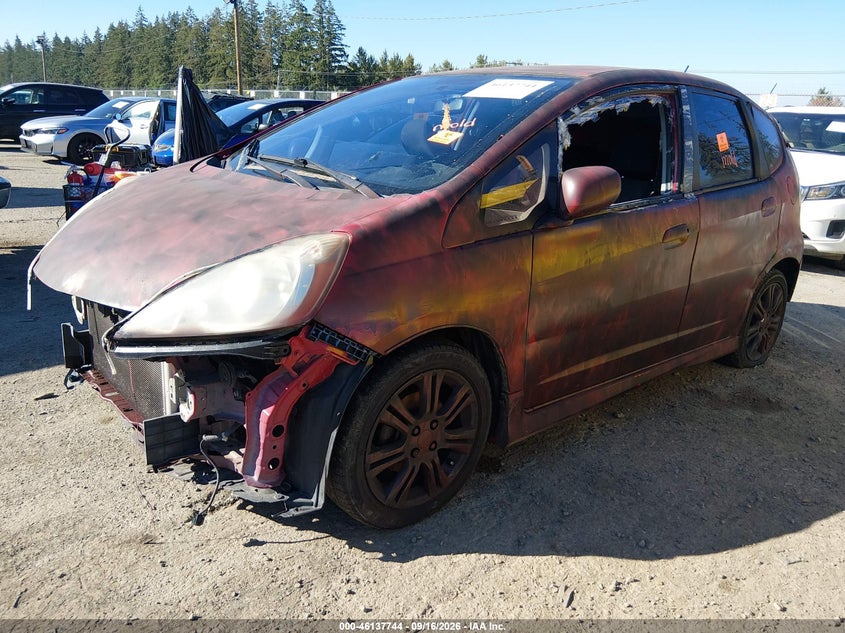 2010 Honda Fit, Normal Wear & Tear, IAAI, VIN JHMGE8H40AC020947 — photo 2