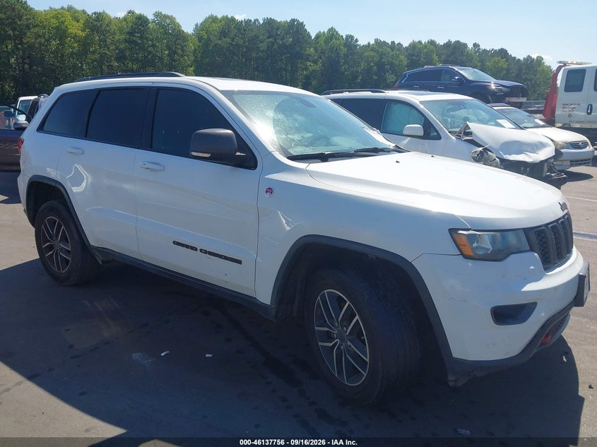 JEEP GRAND CHEROKEE - zdjęcie 1