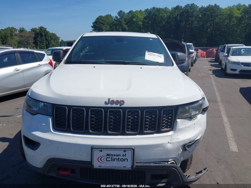 JEEP GRAND CHEROKEE - zdjęcie 13