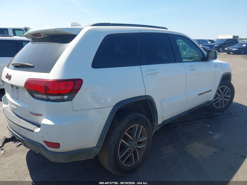 JEEP GRAND CHEROKEE - zdjęcie 4