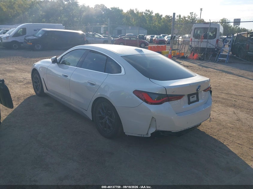BMW I4 GRAN COUPE - zdjęcie 3