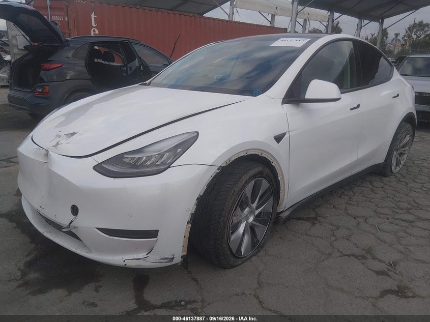 Vin: 5yjygdee2mf159331, lot: 46637620, tesla model y long range dual motor all-wheel drive 20212