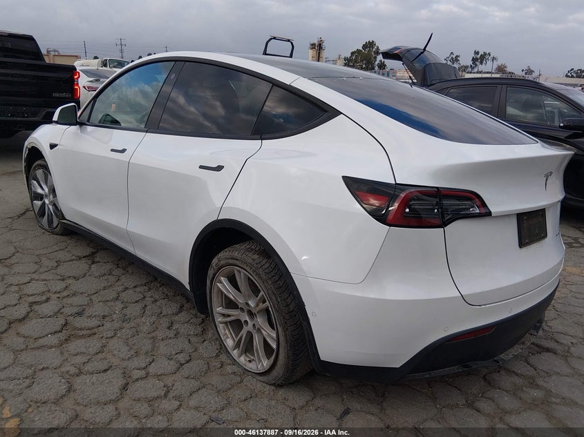 Vin: 5yjygdee2mf159331, lot: 46637620, tesla model y long range dual motor all-wheel drive 20213