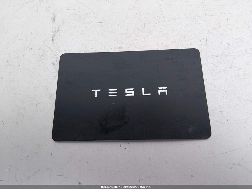 TESLA MODEL Y - zdjęcie 11