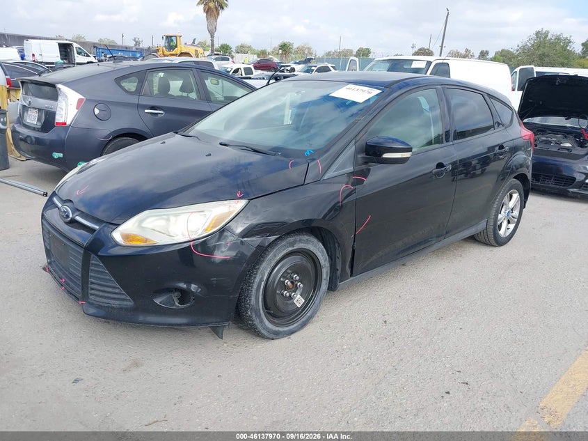 Vin: 1fadp3k23dl273022, lot: 46637704, ford focus se 20132