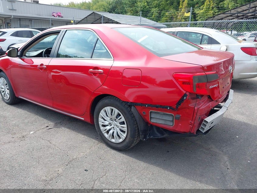 Vin: 4t1bf1fk1eu831184, lot: 46637748, toyota camry le 20143