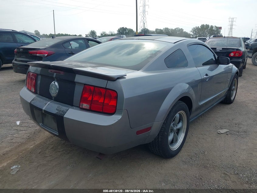 2007 FORD MUSTANG auction photo 4