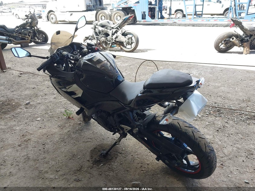 KAWASAKI EX400 2019