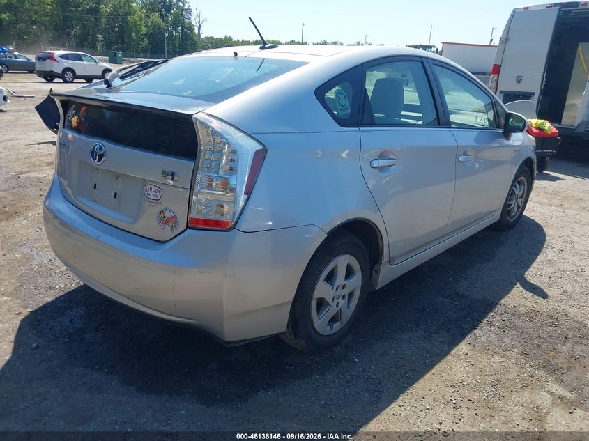 Vin: jtdkn3du8b0313518, lot: 46637880, toyota prius three 20114