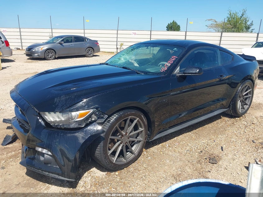 FORD MUSTANG - zdjęcie 2
