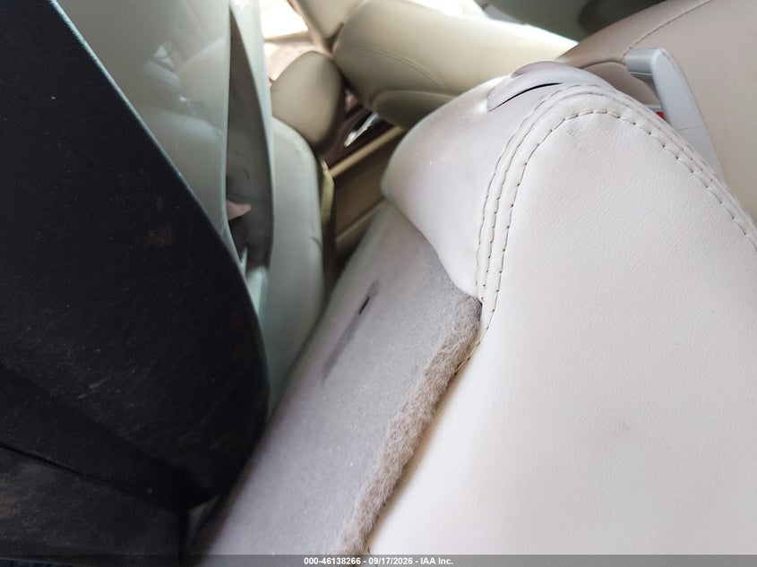2014 CADILLAC SRX auction photo 8