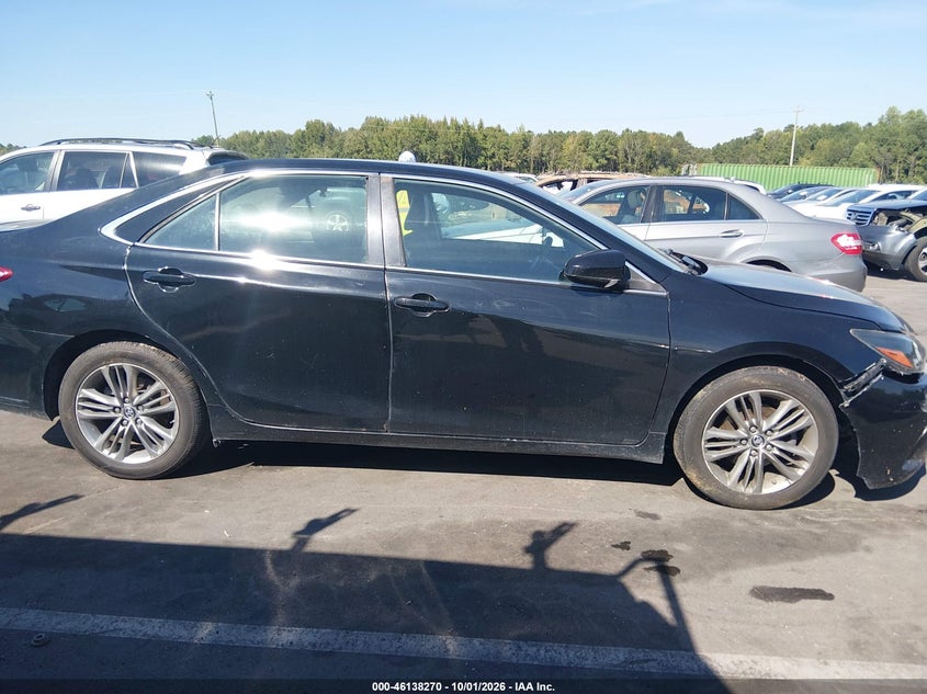 TOYOTA CAMRY - zdjęcie 13