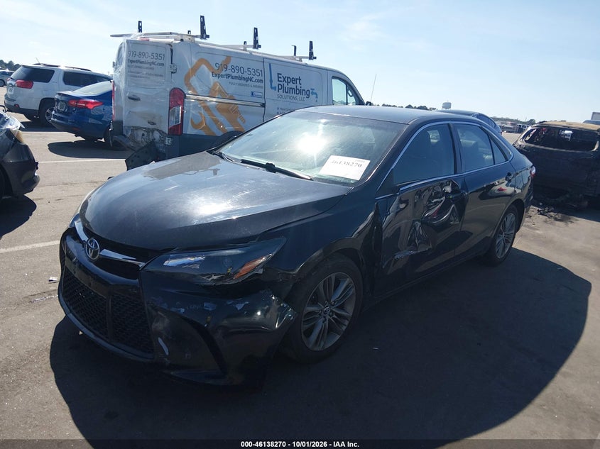 TOYOTA CAMRY - zdjęcie 2