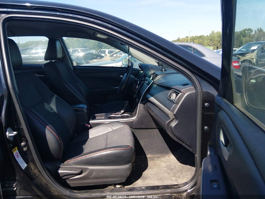 TOYOTA CAMRY - zdjęcie 5