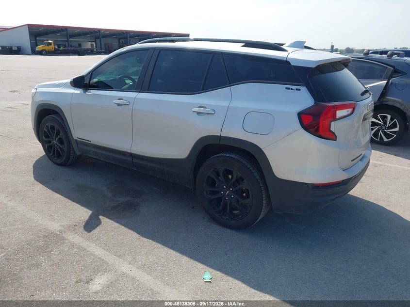 2022 GMC TERRAIN AWD SLE · Photo 3