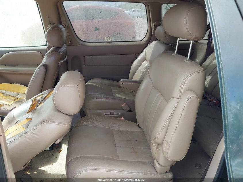 2001 TOYOTA SIENNA auction photo 8