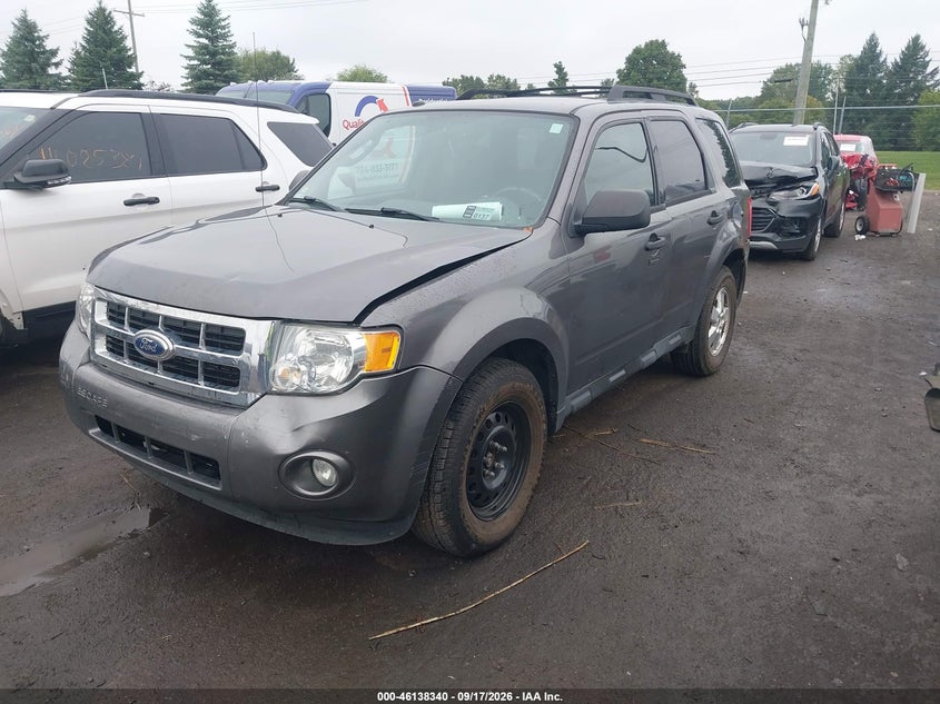 Vin: 1fmcu0dg9cka83294, lot: 46638074, ford escape xlt 20122