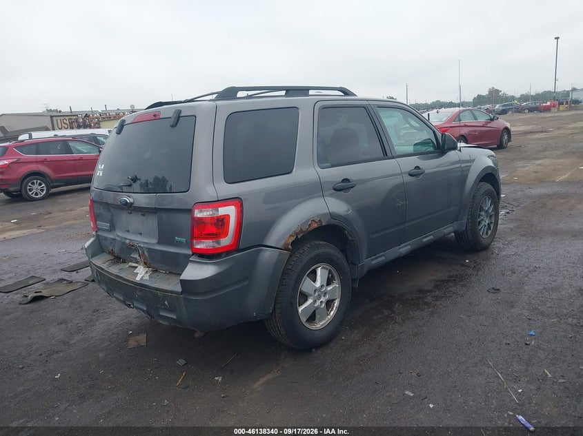 Vin: 1fmcu0dg9cka83294, lot: 46638074, ford escape xlt 20124
