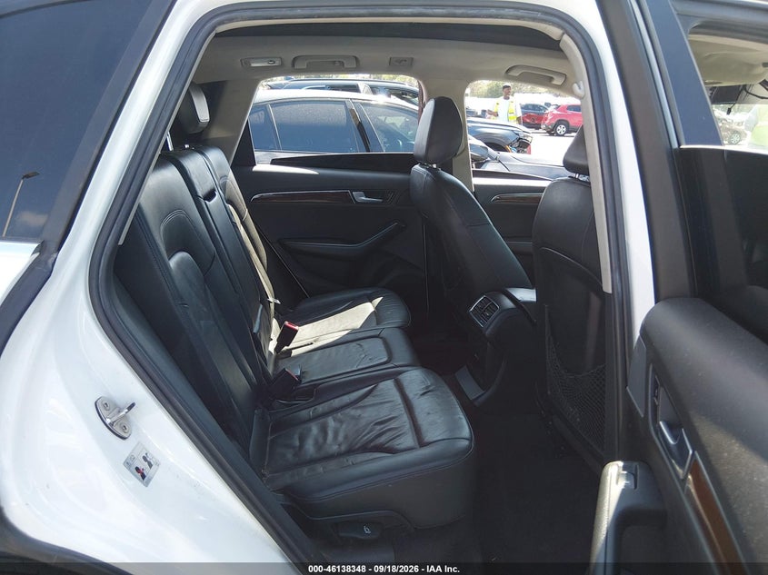 2011 AUDI Q5 2.0T PREMIUM · Фото 8